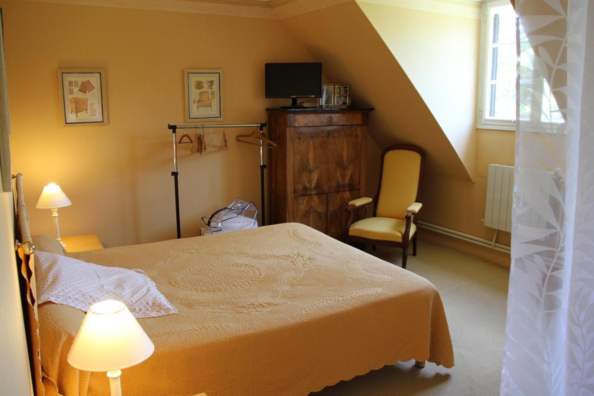 Résidence Clairbois, Chambres d'Hôtes Fère-en-Tardenois Camera foto